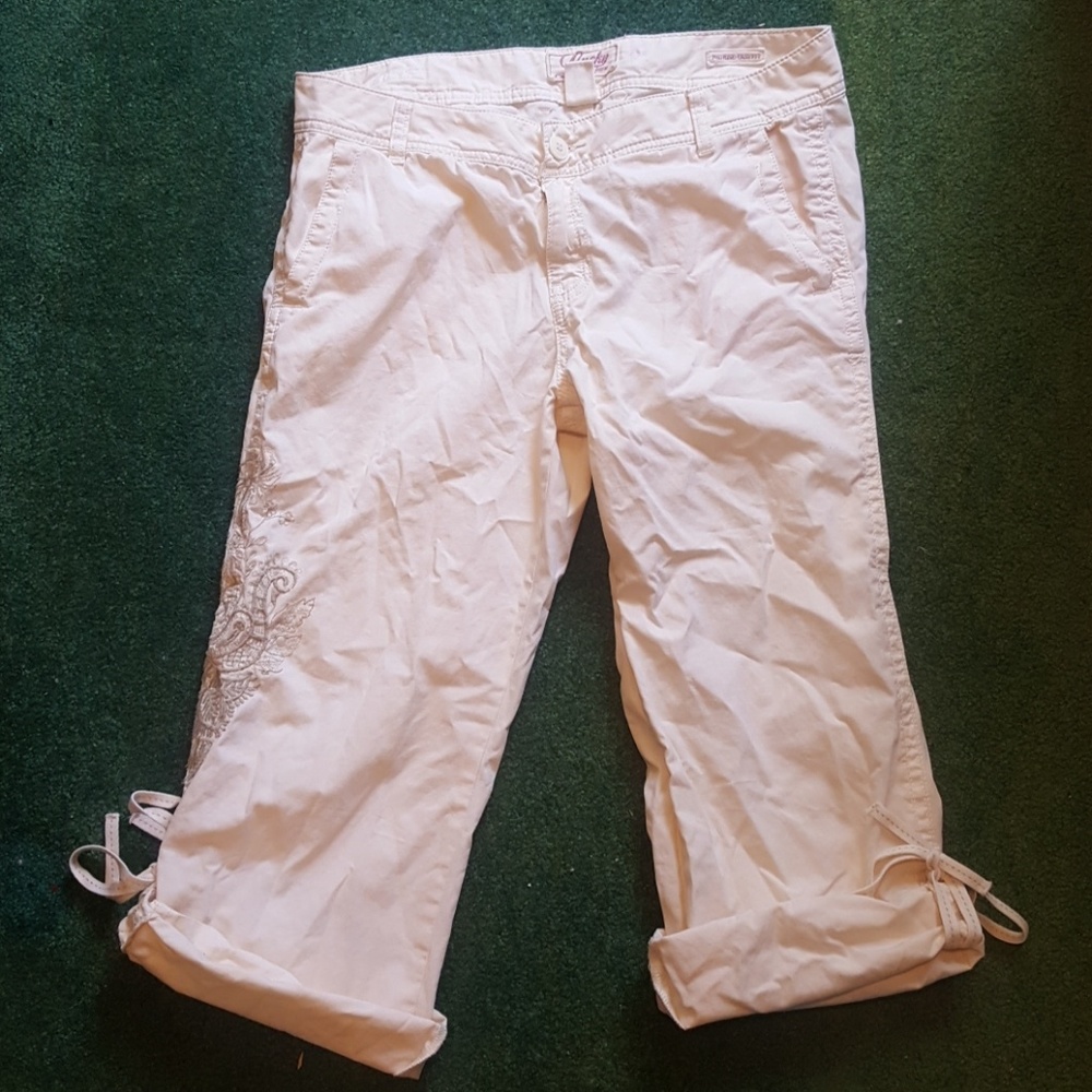 Lucky Brand Cream Capris size 30